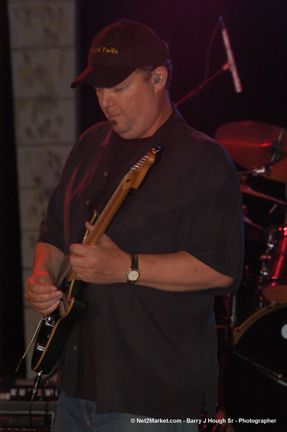 Christopher Cross @ The Aqueduct on Rose Hall - Friday, January 26, 2007 - 10th Anniversary - Air Jamaica Jazz & Blues Festival 2007 - The Art of Music - Tuesday, January 23 - Saturday, January 27, 2007, The Aqueduct on Rose Hall, Montego Bay, Jamaica - Negril Travel Guide, Negril Jamaica WI - http://www.negriltravelguide.com - info@negriltravelguide.com...!