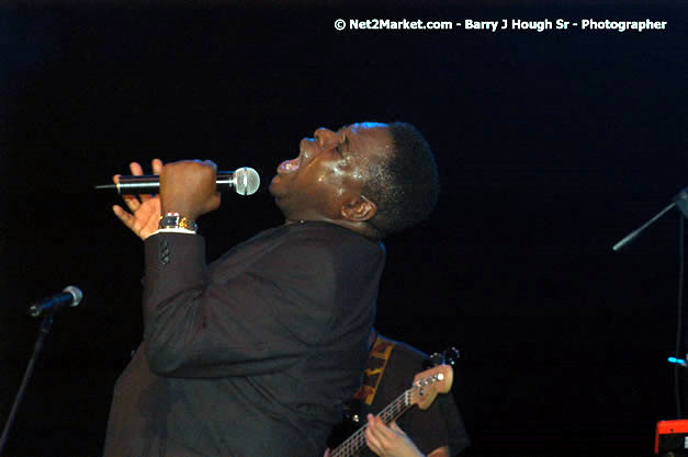Roy Young & Band - Air Jamaica Jazz & Blues Festival 2007 - The Art of Music -  Thursday, January 25th - 10th Anniversary - Air Jamaica Jazz & Blues Festival 2007 - The Art of Music - Tuesday, January 23 - Saturday, January 27, 2007, The Aqueduct on Rose Hall, Montego Bay, Jamaica - Negril Travel Guide, Negril Jamaica WI - http://www.negriltravelguide.com - info@negriltravelguide.com...!