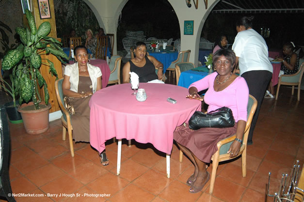 Dinner at the Charella Inn - Caribbean Medical Mission, Thursday, October 19, 2006 - Negril Travel Guide, Negril Jamaica WI - http://www.negriltravelguide.com - info@negriltravelguide.com...!