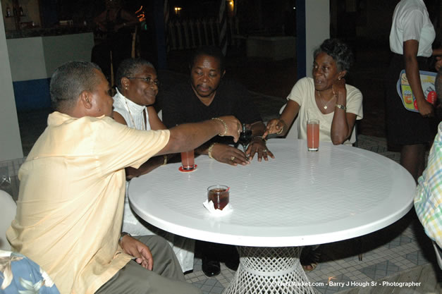 Send Off Party at Travellers Beach Resort - Caribbean Medical Mission, Sunday, October 22, 2006 - Negril Travel Guide, Negril Jamaica WI - http://www.negriltravelguide.com - info@negriltravelguide.com...!
