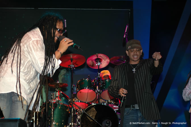 Maxi Priest - Air Jamaica Jazz & Blues Festival 2006 - The Art of Music - Cinnamon Hill Golf Club - Rosehall Resort & Country Club, Montego Bay, Jamaica W.I. - Thursday, Saturday 28, 2006 - Negril Travel Guide, Negril Jamaica WI - http://www.negriltravelguide.com - info@negriltravelguide.com...!