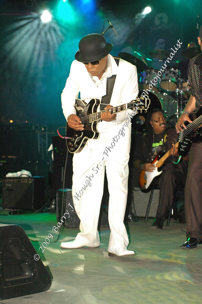 Tito Jackson @ Reggae Sumfest 2009 - International Night 2 - Tito Jackson, brother of the late King of Pop Michael Jackson performed live at Reggae Sumfest 2009. Reggae Sumfest 2009,Catherine Hall, Montego Bay, St. James, Jamaica W.I. - Saturday, July 25, 2009 - Reggae Sumfest 2009, July 19 - 25, 2009 - Photographs by Net2Market.com - Barry J. Hough Sr. Photojournalist/Photograper - Photographs taken with a Nikon D70, D100, or D300 - Negril Travel Guide, Negril Jamaica WI - http://www.negriltravelguide.com - info@negriltravelguide.com...!